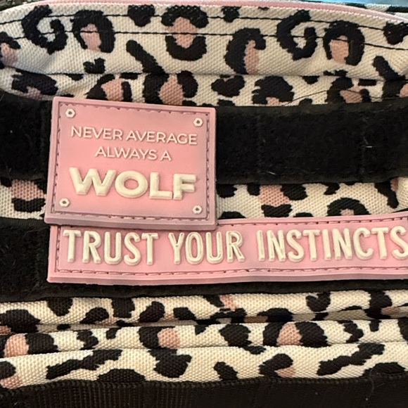 Wolf Leopard Print Backpack - Picture 5 of 10